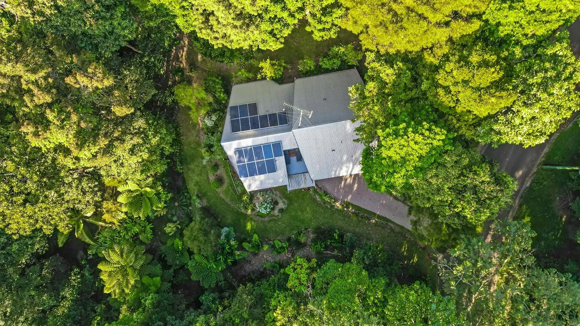 Pole Home In Paradise At Kuranda 0*,  Australia
