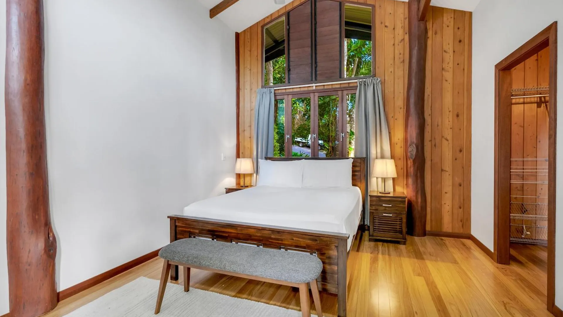 Pole Home In Paradise At Kuranda