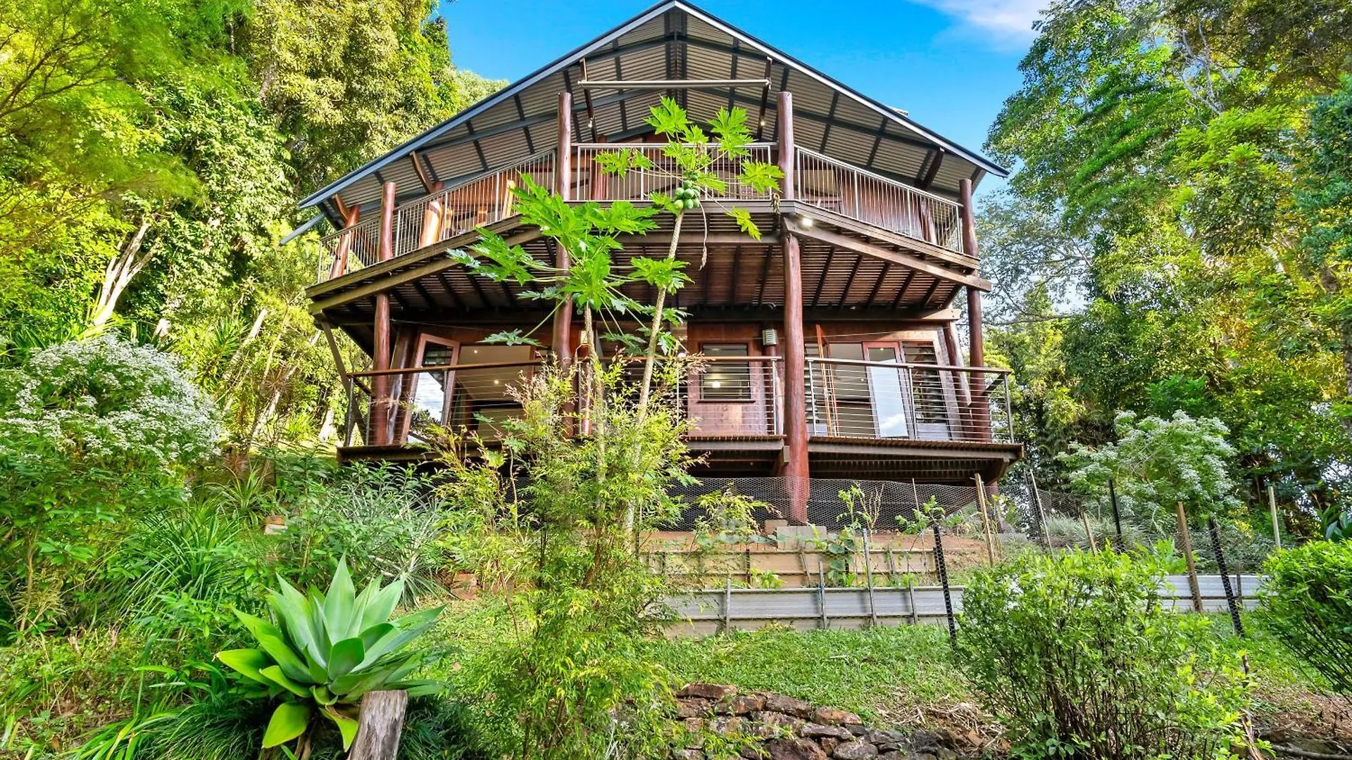 Pole Home In Paradise At Kuranda Holiday home