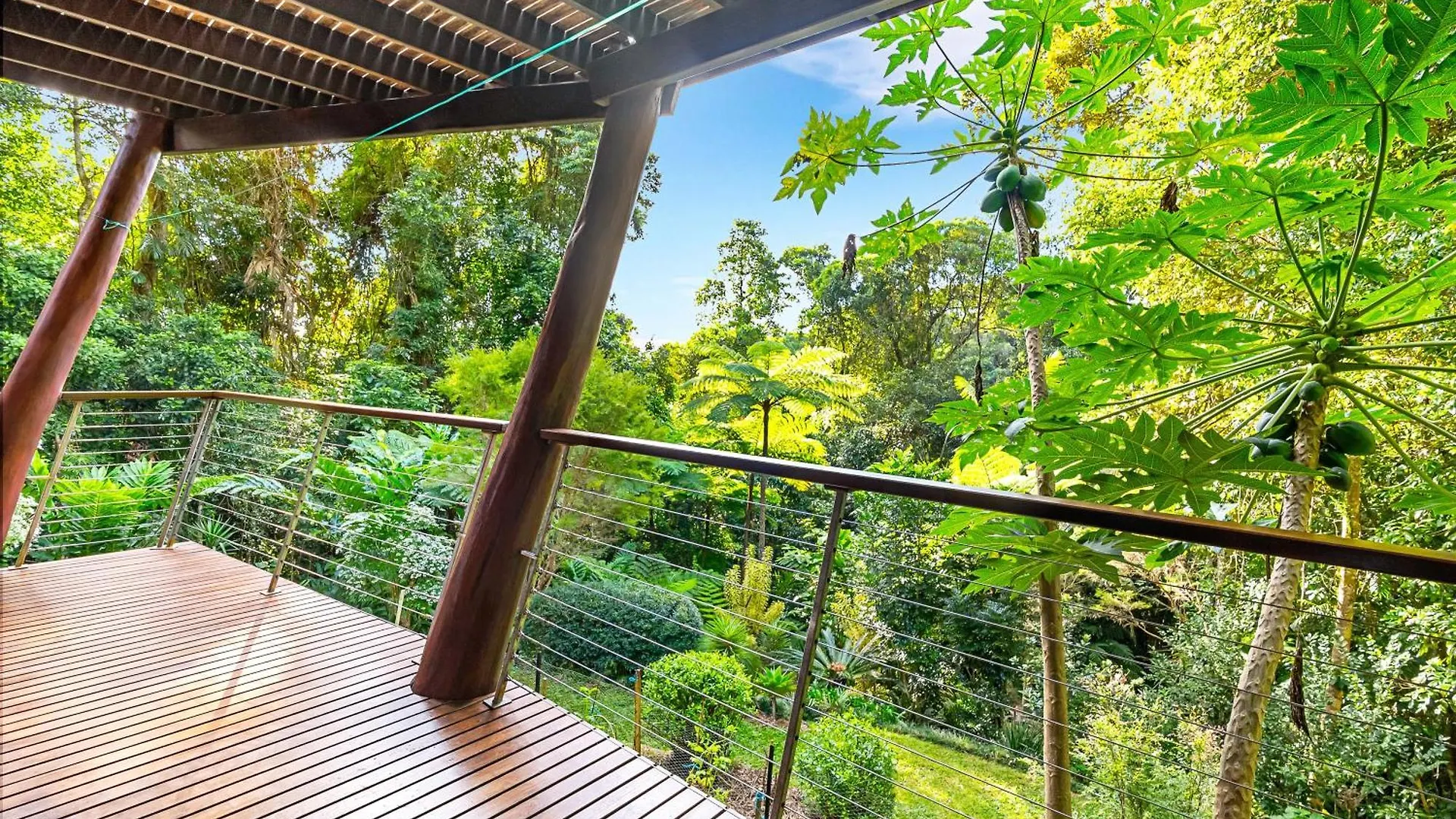Pole Home In Paradise At Kuranda