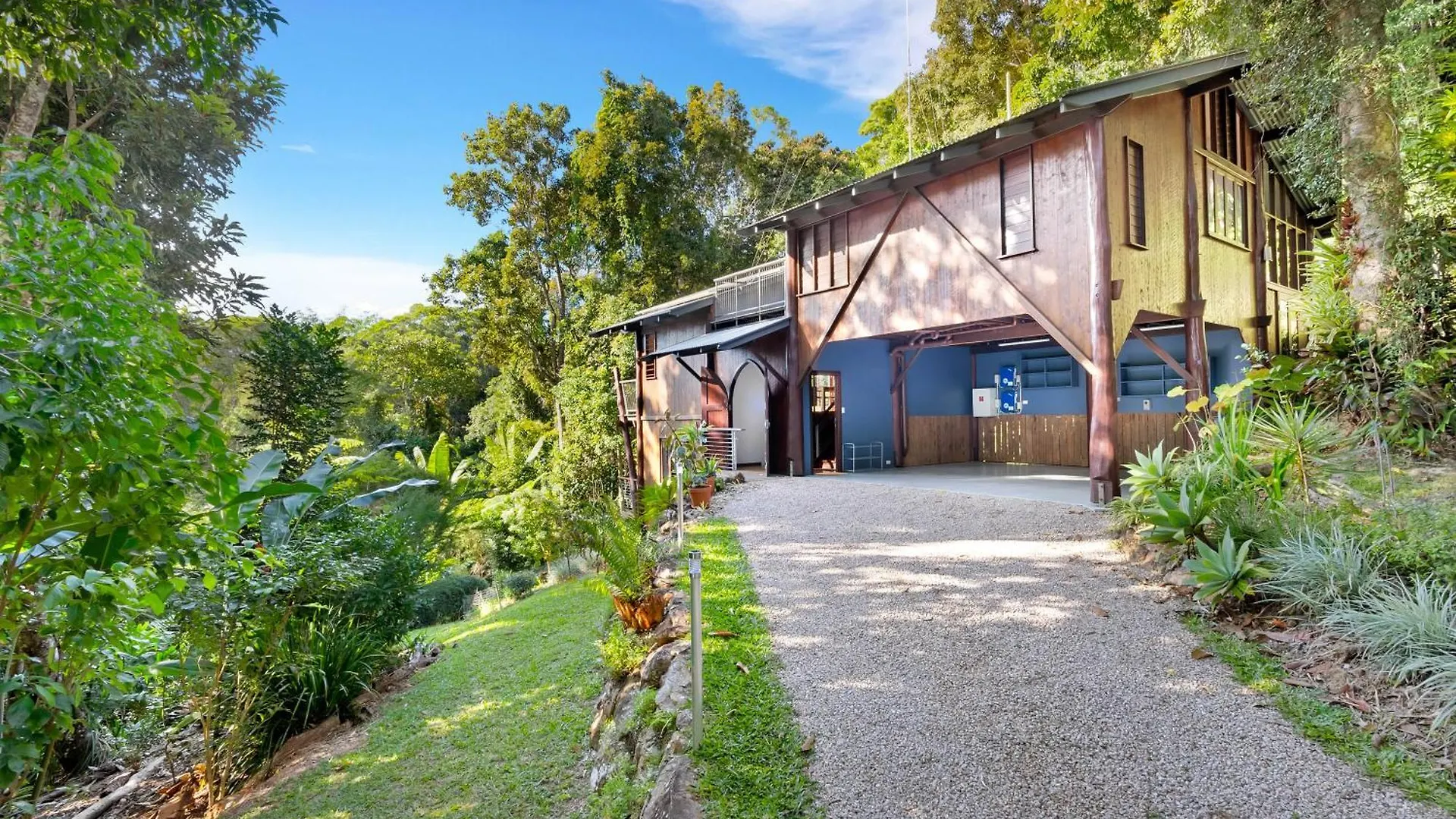 Pole Home In Paradise At Kuranda Holiday home