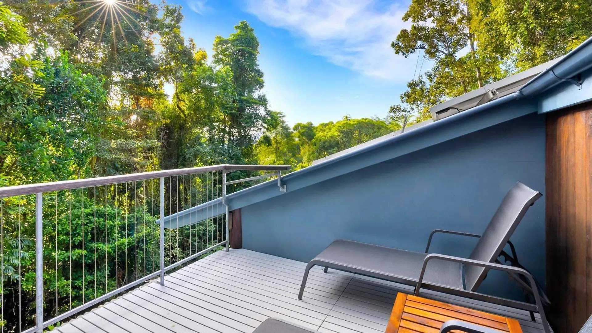 Pole Home In Paradise At Kuranda