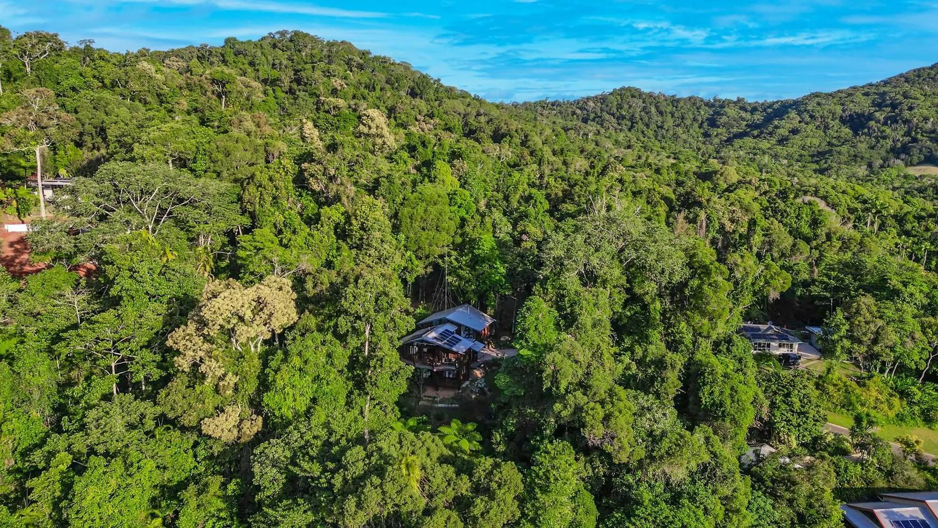 Pole Home In Paradise At Kuranda Holiday home